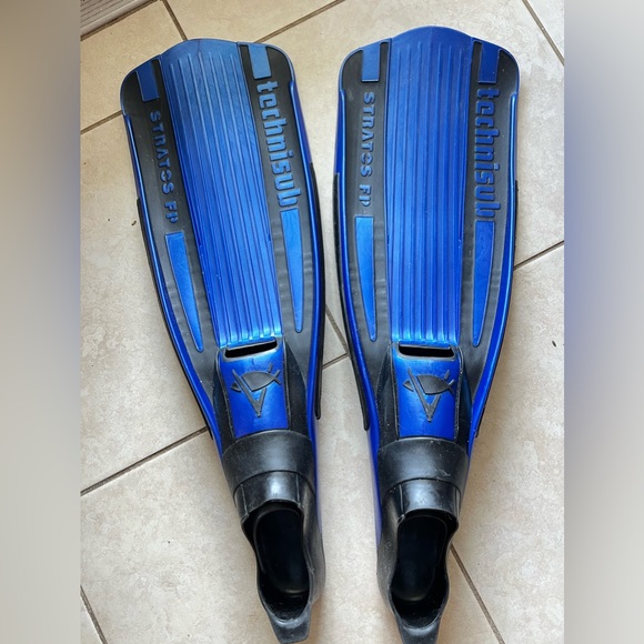 Technisub Stratos FP SCUBA/SNORKEL FINS sz 11-12